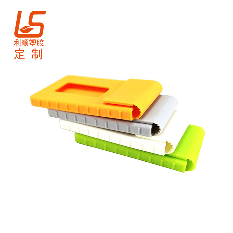 透明的硅膠制品發(fā)黃的處理方法介紹